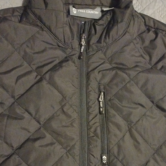 Free Country Men's Black Quilted Vest - Picture 3 of 8